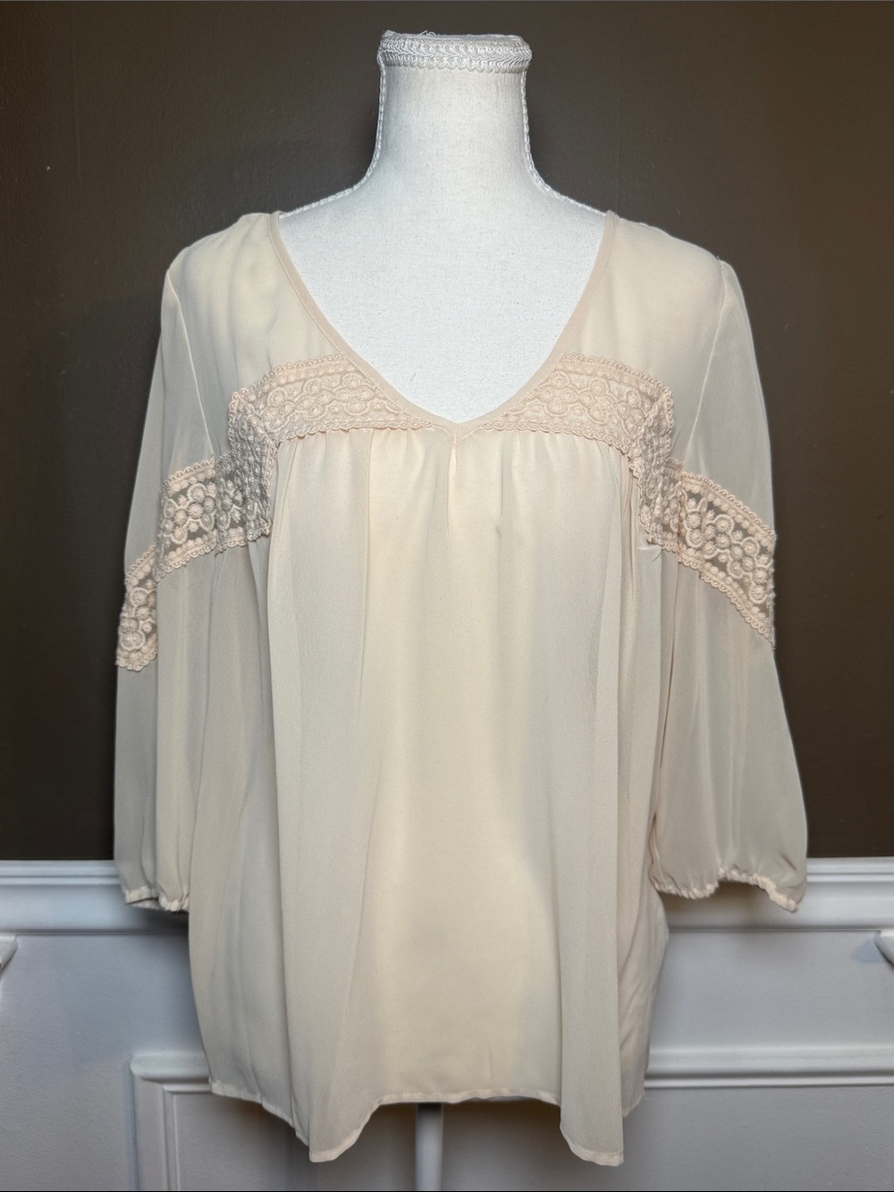 Lauren Conrad NWT Sheer Lace Boho Peasant Blouse Large Nude Beige